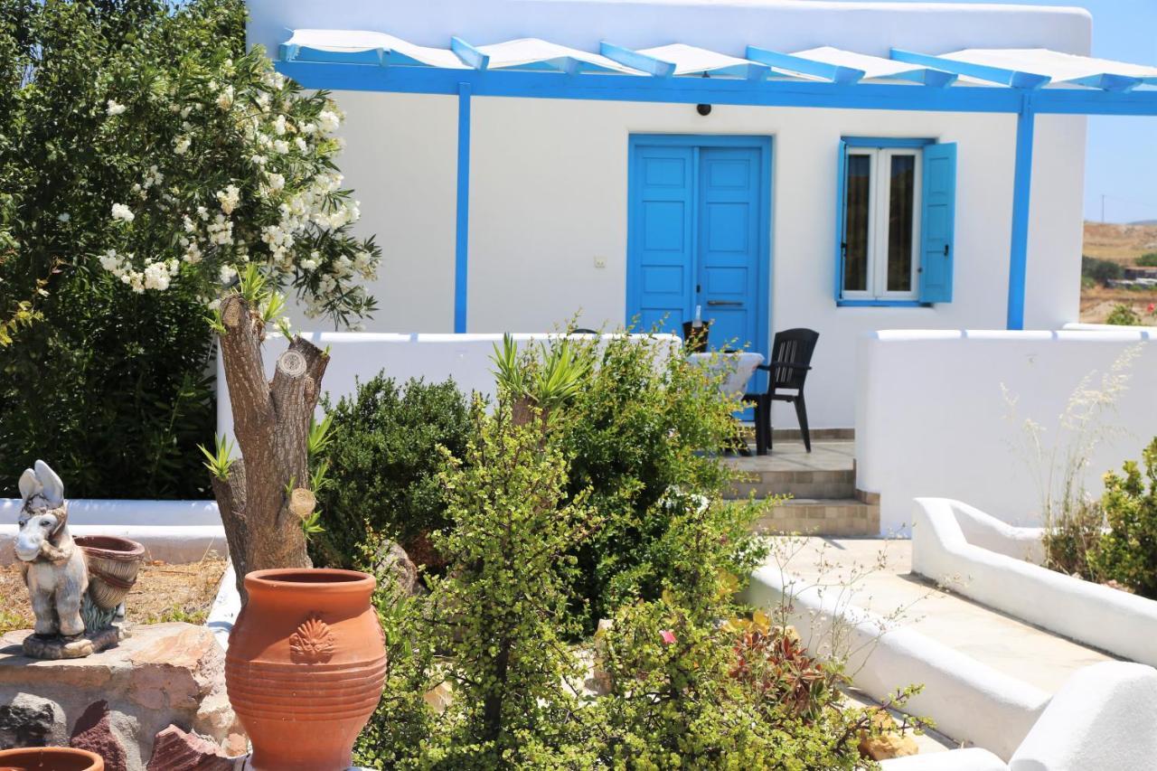 אדאמאס Alice Maisonette & Studios מראה חיצוני תמונה