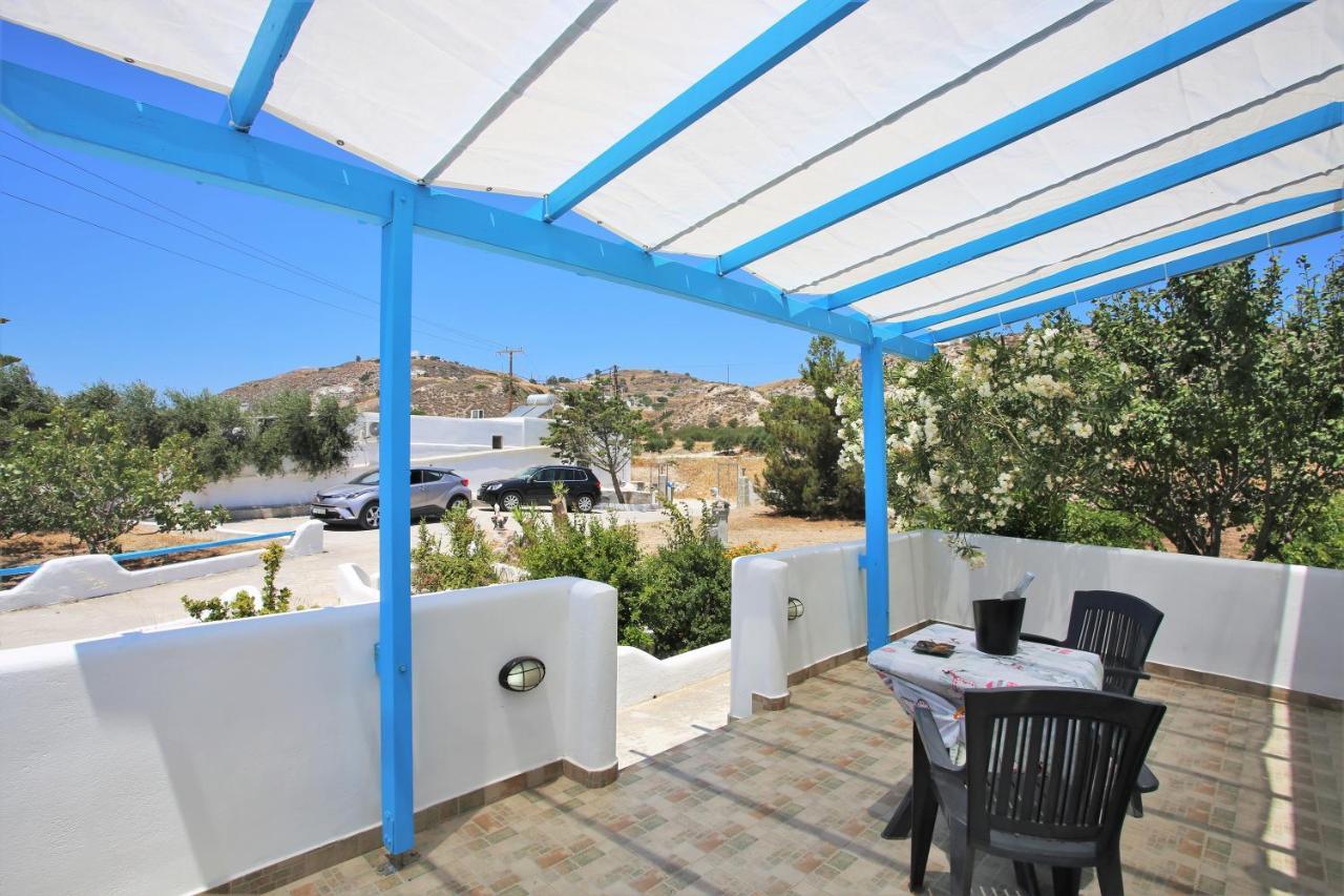אדאמאס Alice Maisonette & Studios מראה חיצוני תמונה