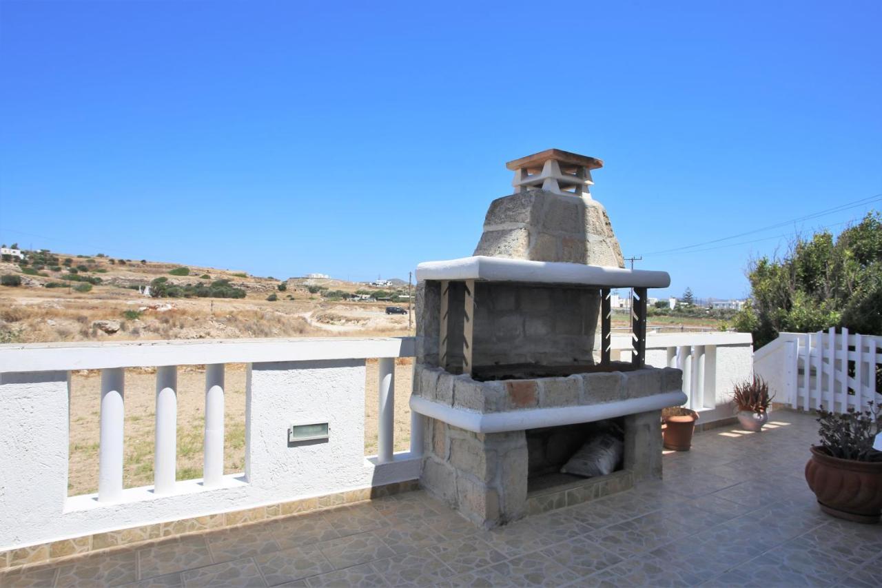 אדאמאס Alice Maisonette & Studios מראה חיצוני תמונה