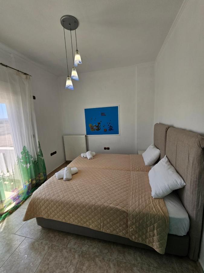 אדאמאס Alice Maisonette & Studios מראה חיצוני תמונה